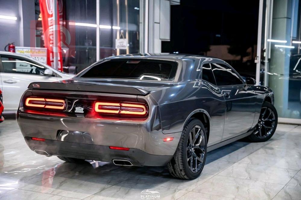 Dodge Challenger